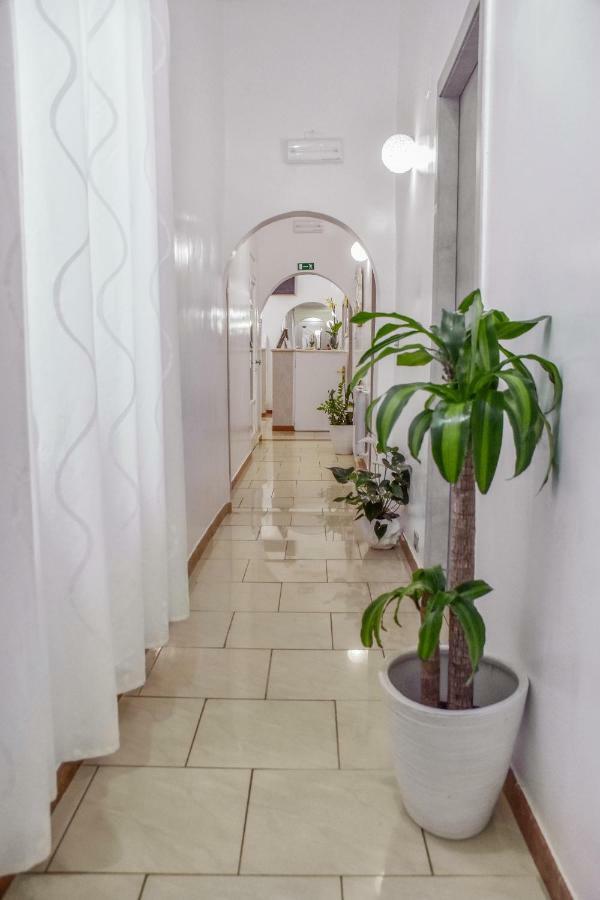 Hotel Sol Levante Рим Экстерьер фото